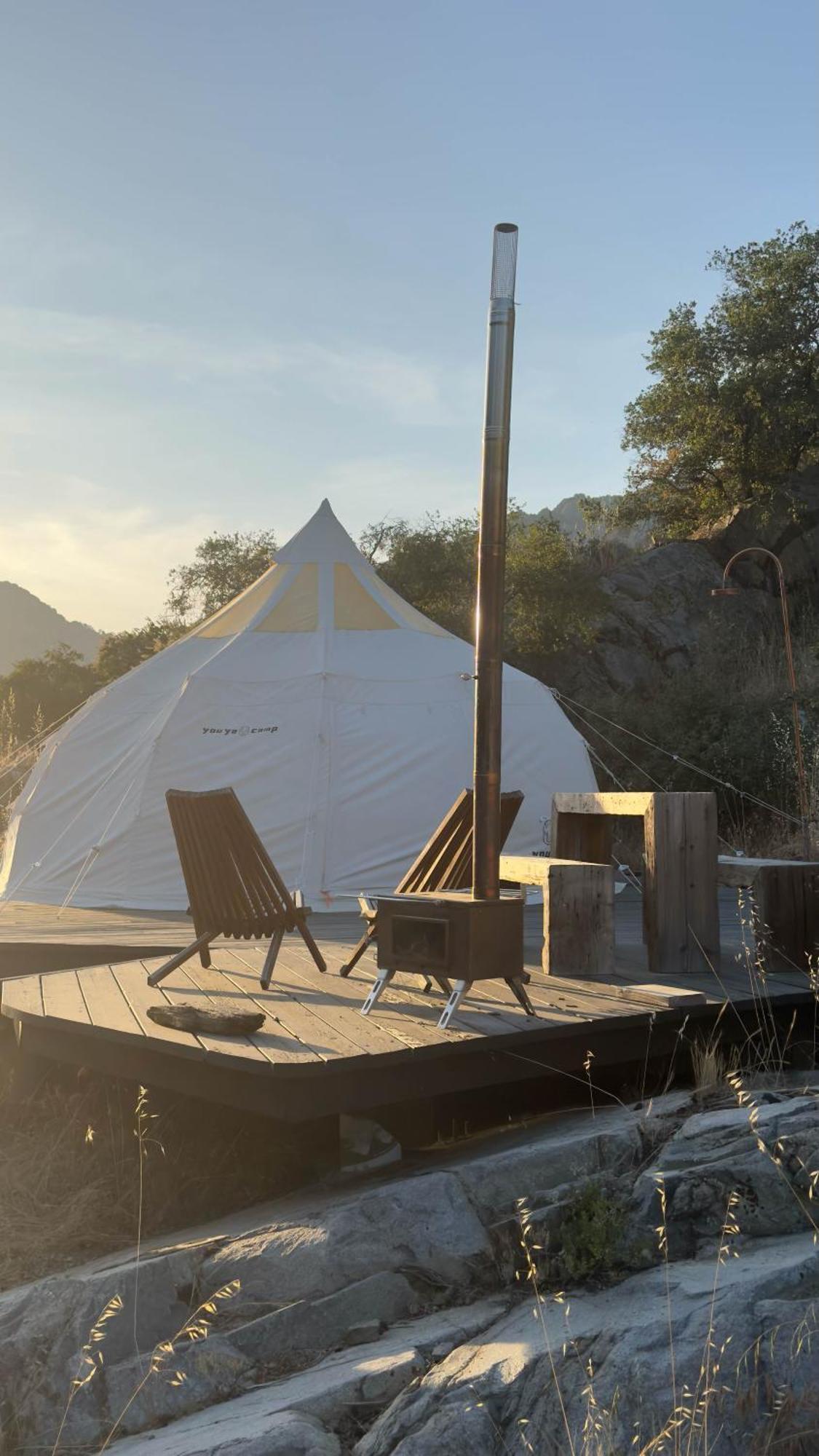 Paradise Ranch Inn - Ecstatic Tent ทรีริเวอร์ส ภายนอก รูปภาพ